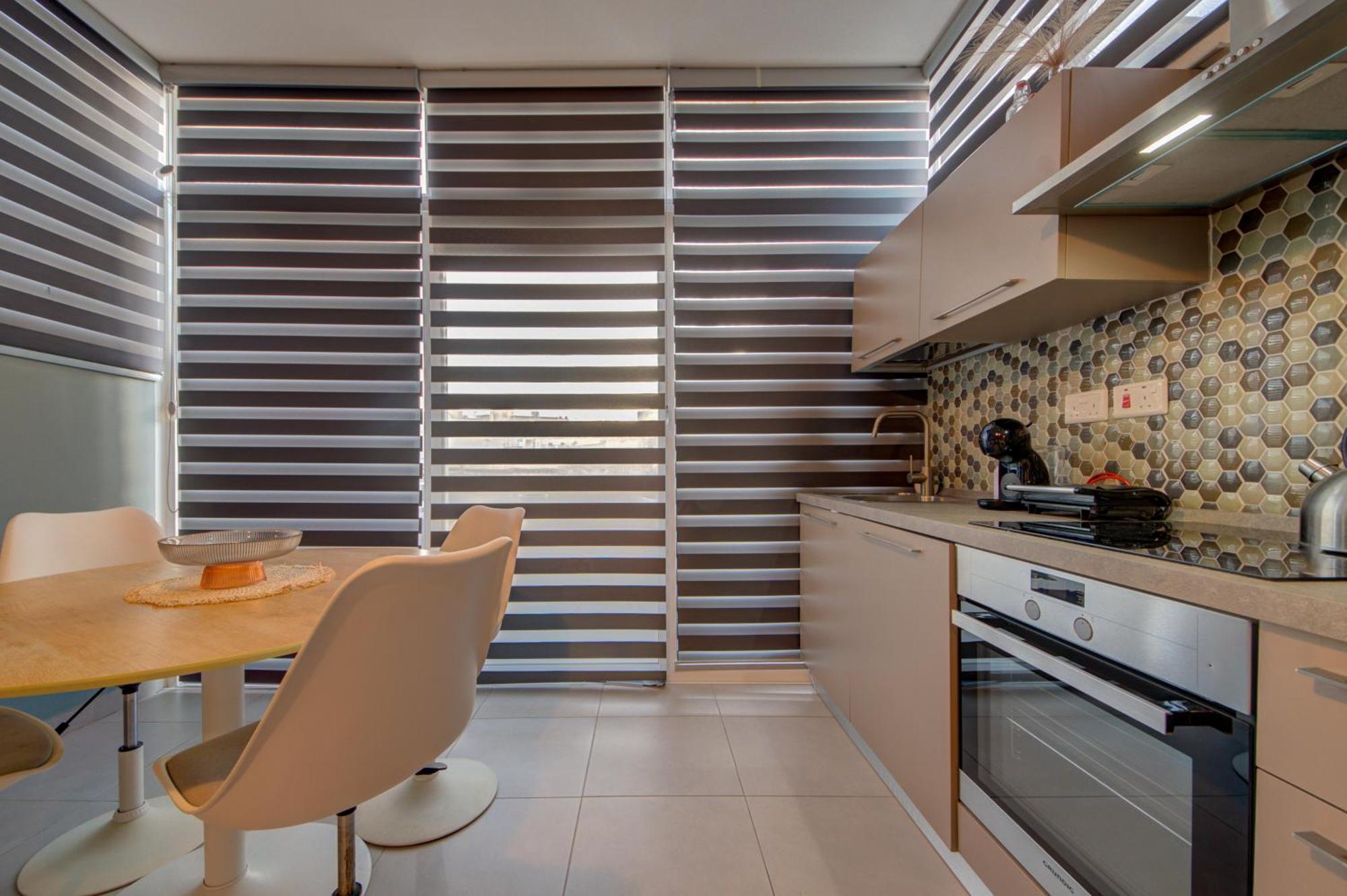 Cosy Penthouse In Hamrun - Walking Distance To Valletta Екстер'єр фото